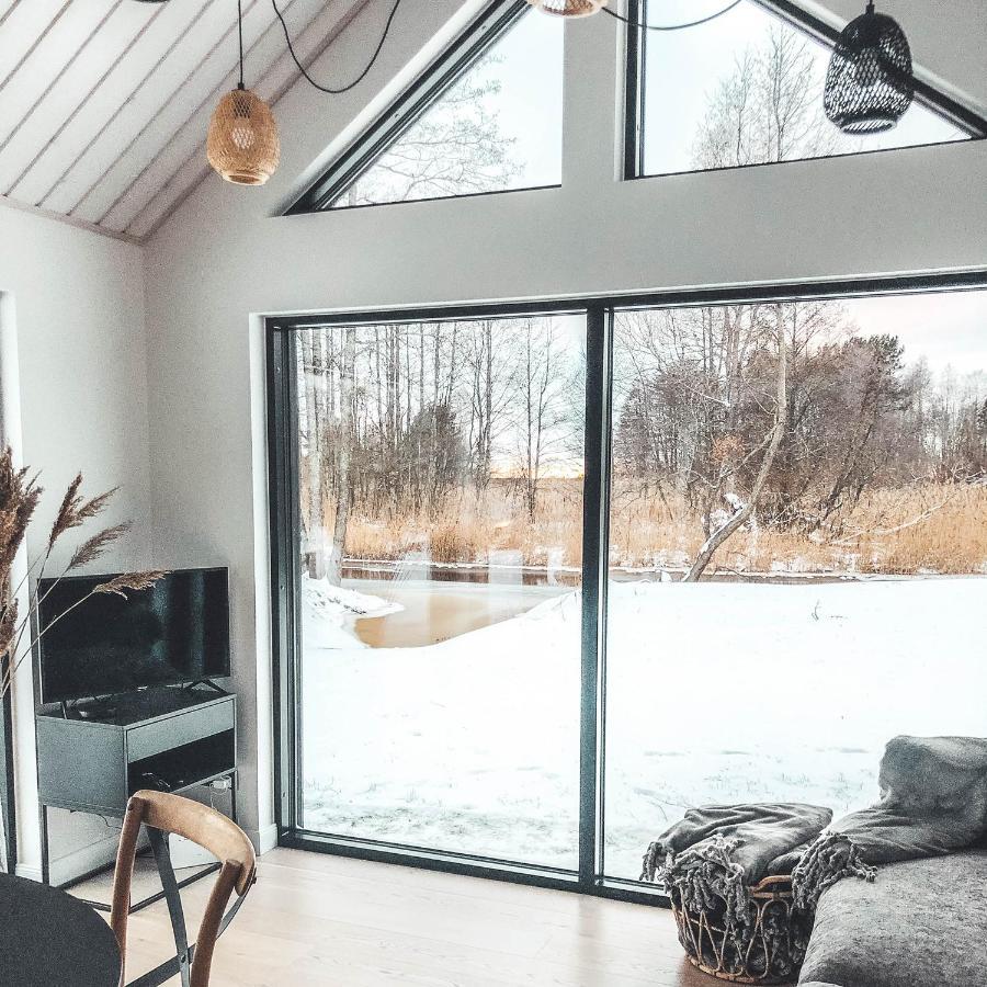 Paerli Puhkemaja / Pearl Riverside House Pudisoo Exteriör bild